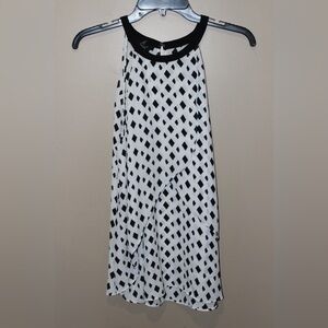 Alfani Black and White Geometric Top